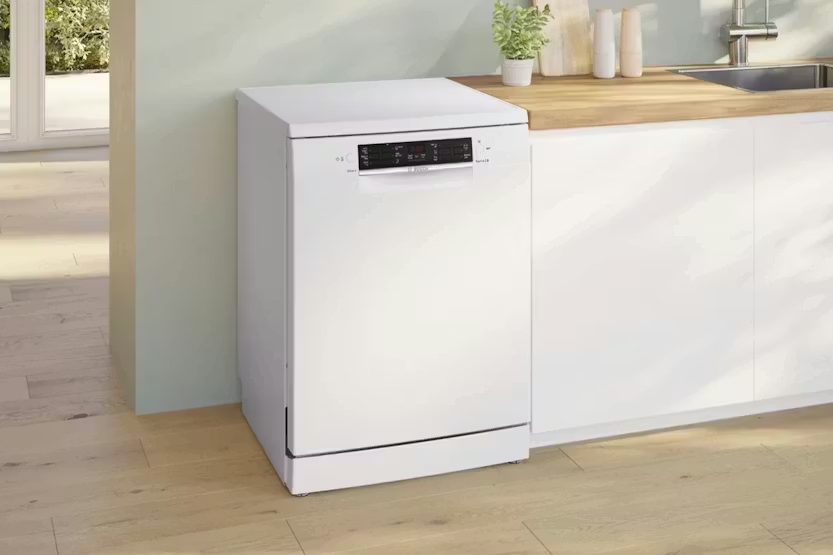 Bosch Series 2 Free Standing Dishwasher | 12 Place | SMS26AW08G