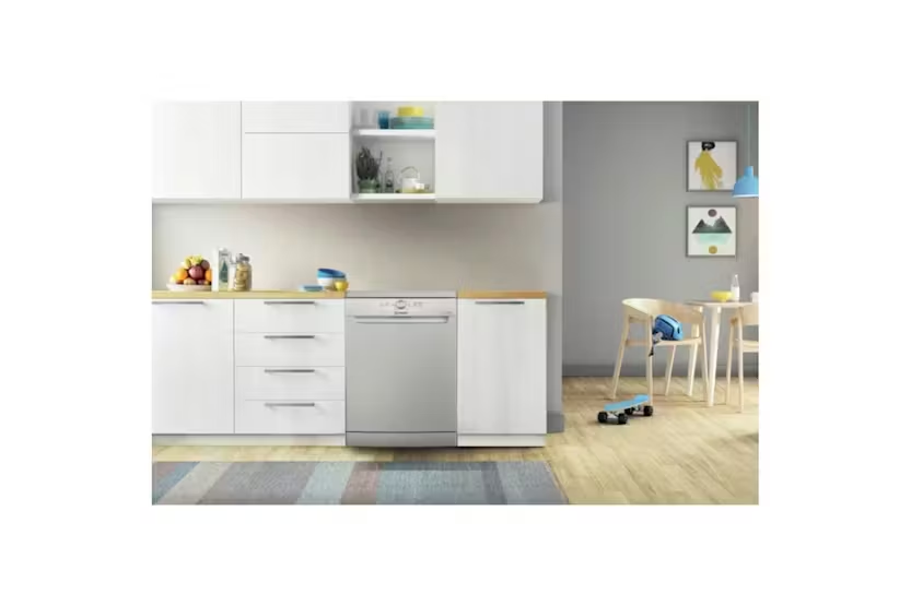 Indesit Freestanding Dishwasher | 14 Place | D2FHK26SUK