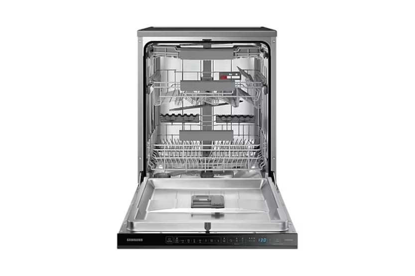 Samsung Series 11 Freestanding 60cm Dishwasher with Auto Door & SmartThings | DW60A8050FB/EU