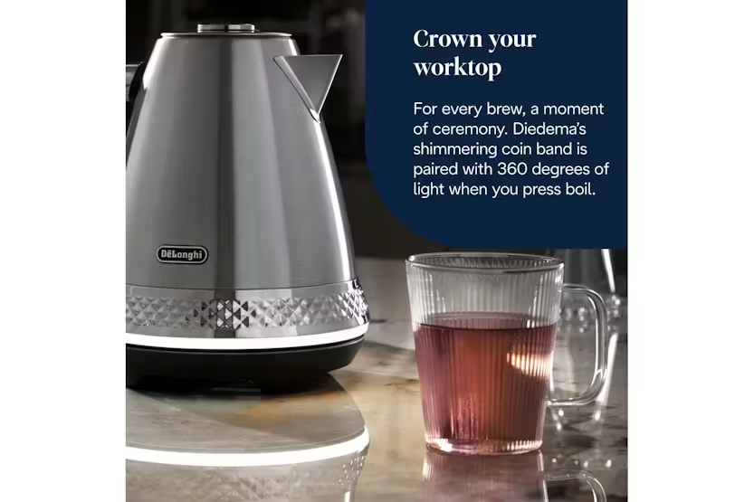 De'Longhi 1.7L Diadema Platium Kettle | KBV3001.M | Brushed Steel