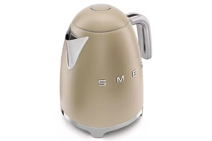 Smeg 1.7L 50's Style Kettle | KLF03CHMUK | Champagne Gold