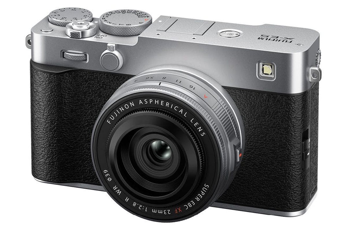 Fujifilm X-E5 Camera with XF23mmF2.8 R WR Lens Kit | Silver